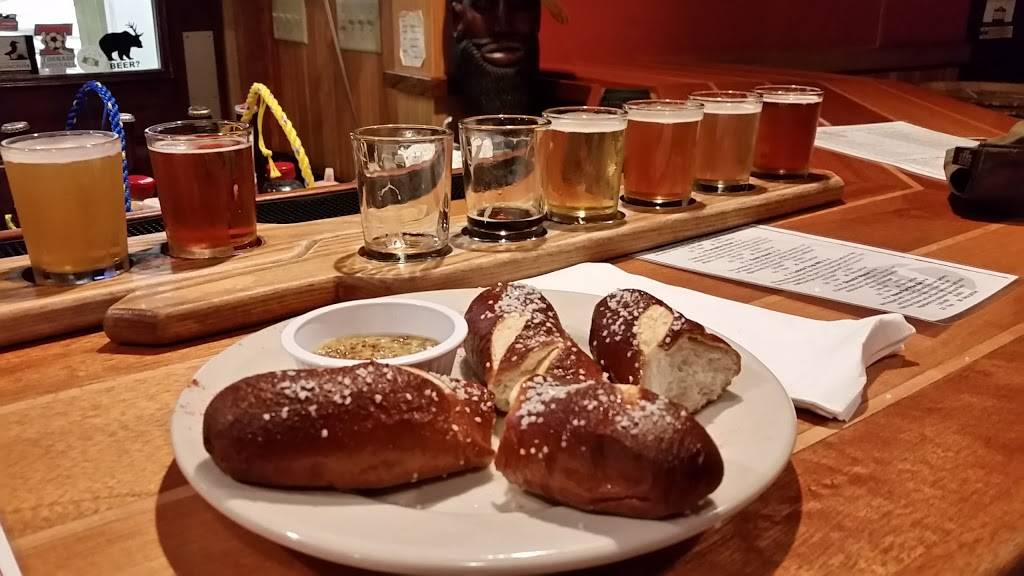 Cape Ann Brewing Co | restaurant | 11 Rogers St, Gloucester, MA 01930, USA | 9782827399 OR +1 978-282-7399