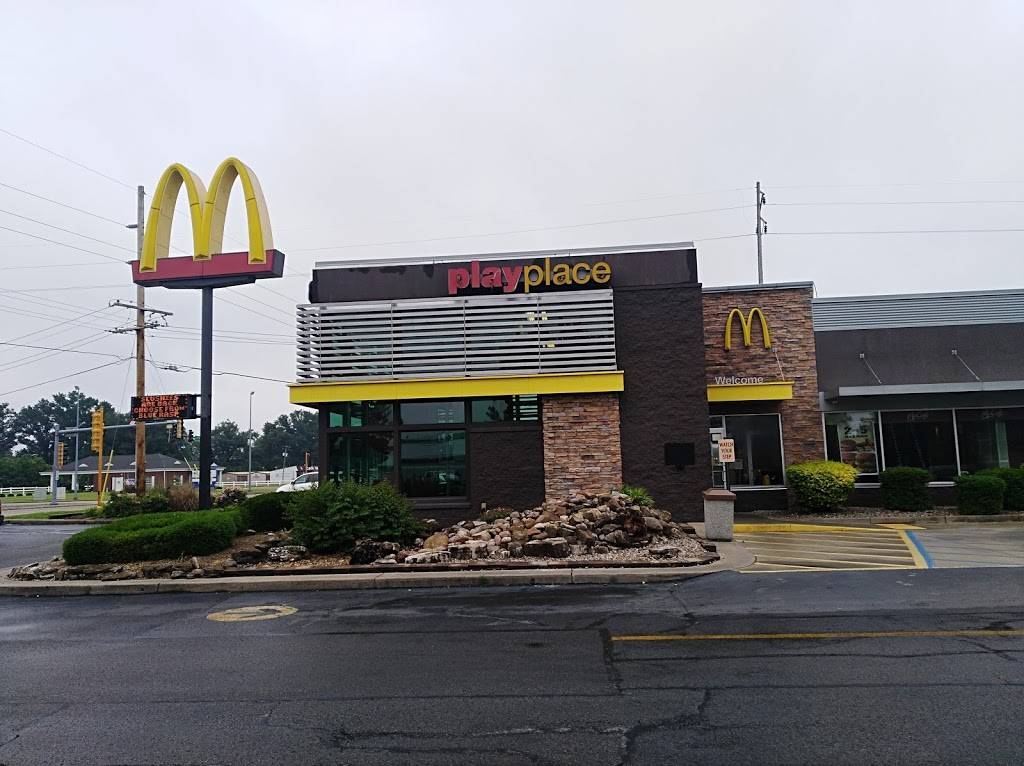 McDonalds | cafe | IL Rte 142 &, US-45, Eldorado, IL 62930, USA | 6182735633 OR +1 618-273-5633