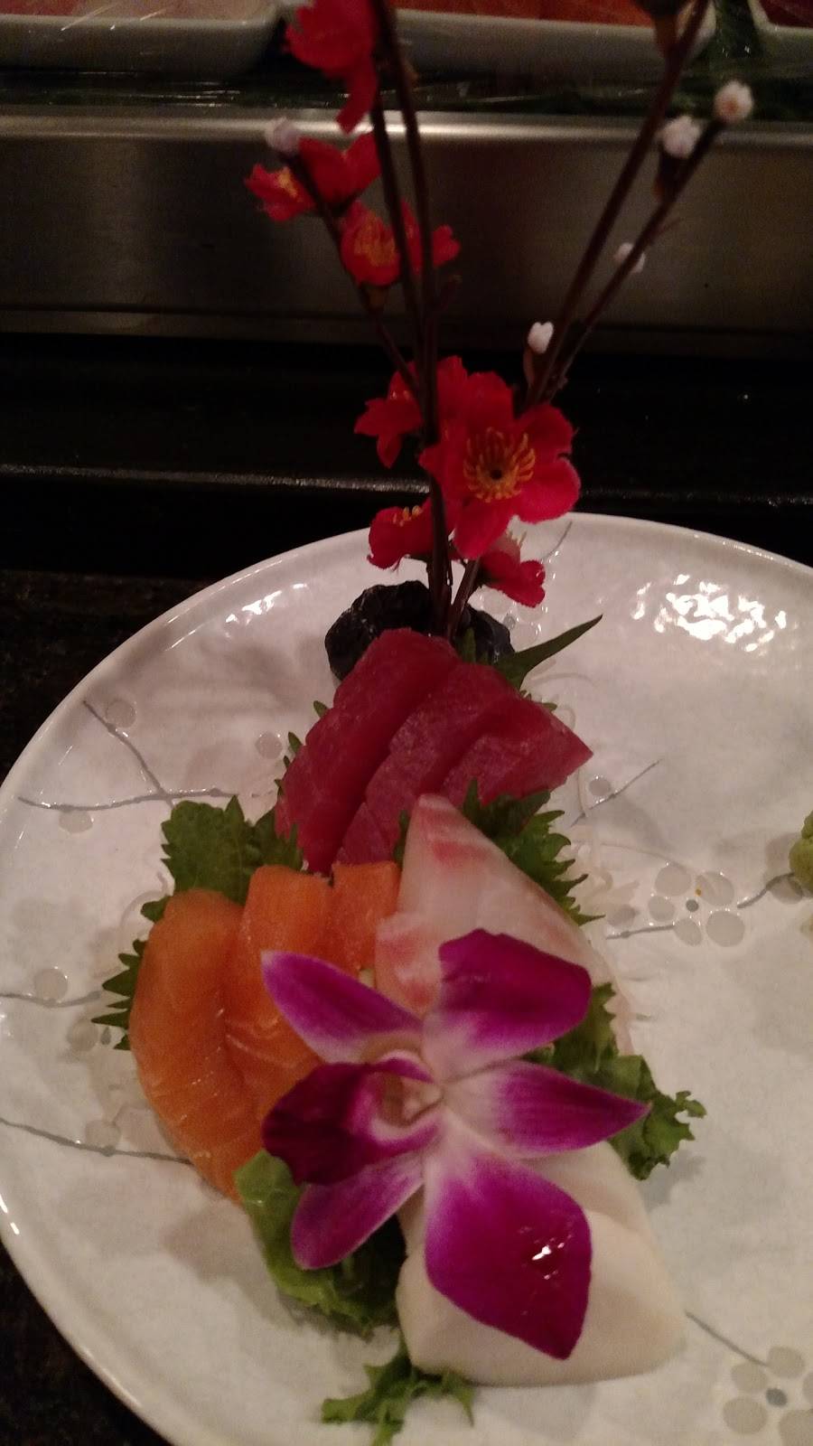 Sakura | restaurant | 1097 Old Country Rd, Riverhead, NY 11901, USA | 6317278688 OR +1 631-727-8688