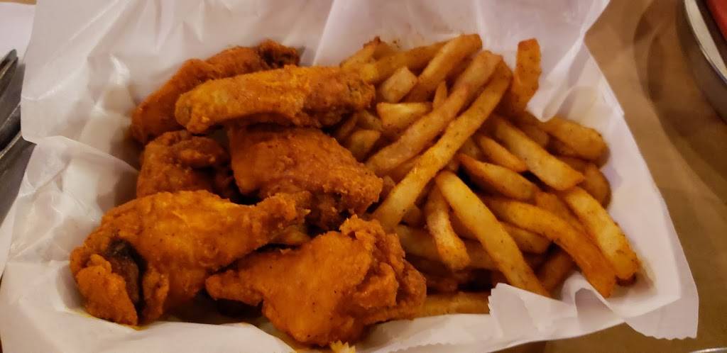 Crazy Crab | restaurant | 10160 Fairfax Blvd #102, Fairfax, VA 22030, USA | 7032727766 OR +1 703-272-7766