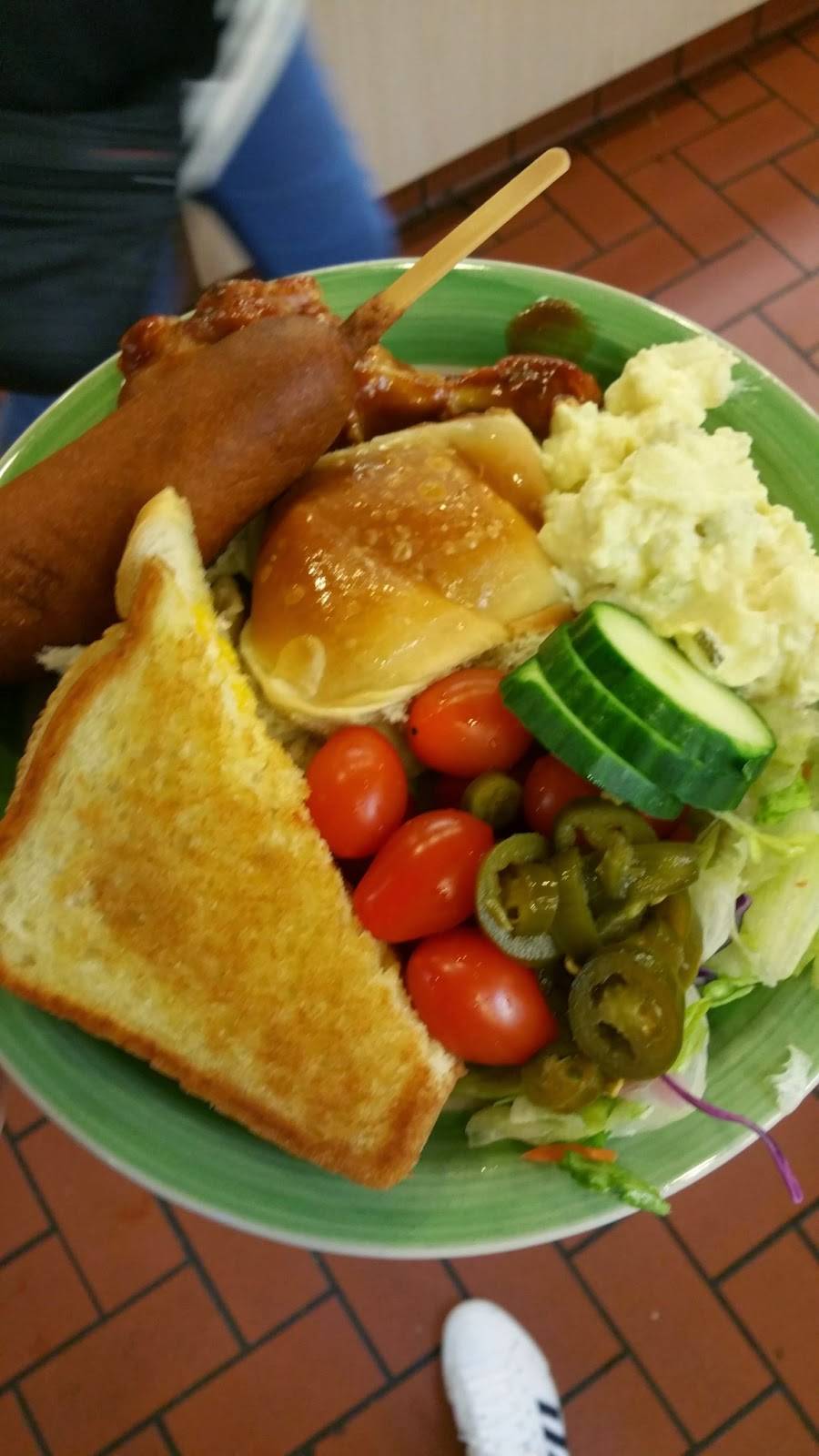 Old Country Buffet | restaurant | 550 Arsenal St, Watertown, MA 02472, USA | 6179266377 OR +1 617-926-6377