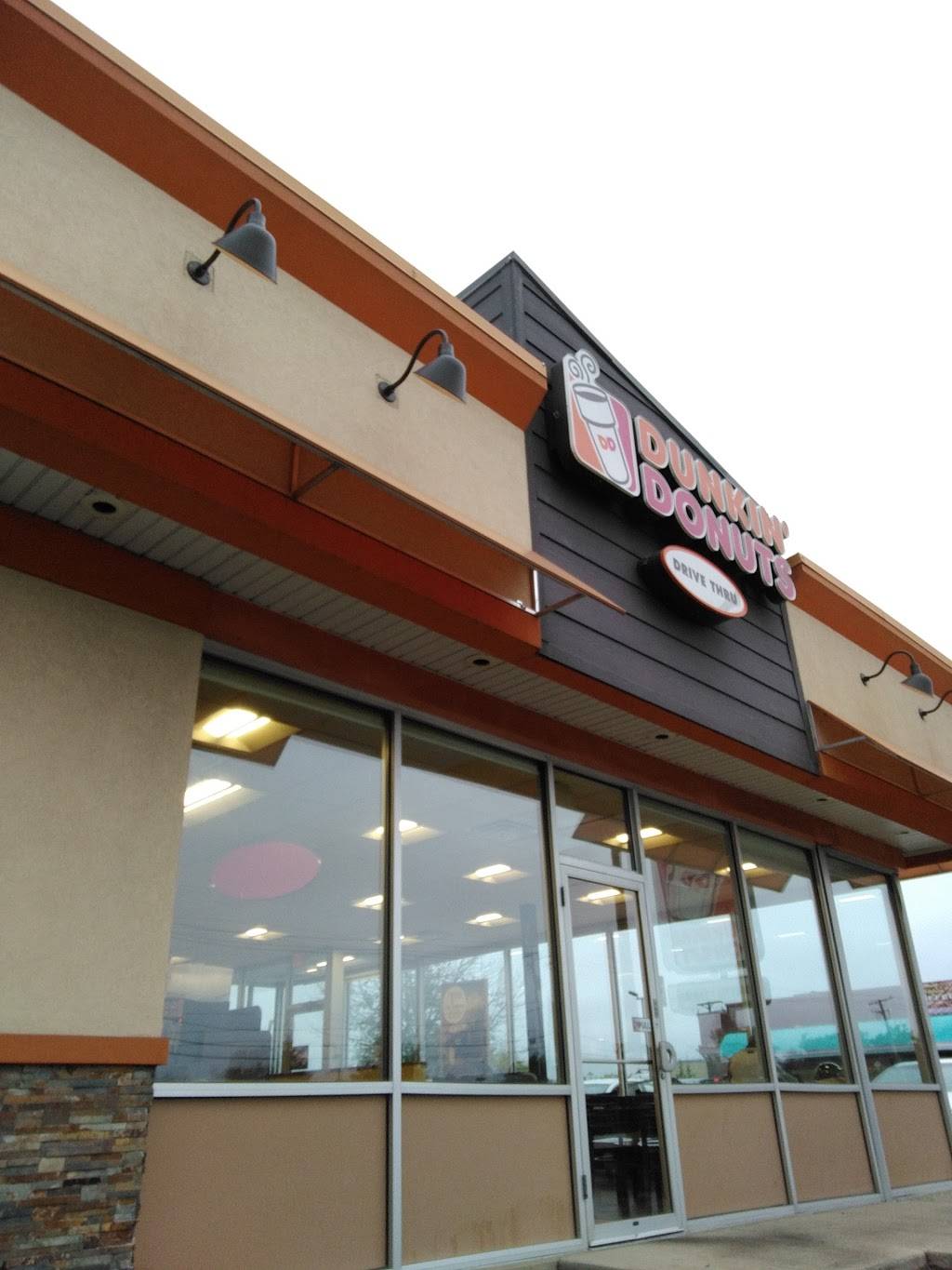 Dunkin Donuts | cafe | 1080 E Oakton St, Des Plaines, IL 60018, USA | 8472964579 OR +1 847-296-4579