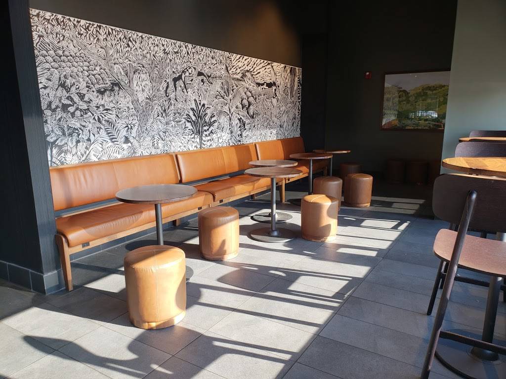 Starbucks | cafe | 450 Paradise Rd, Swampscott, MA 01907, USA | 7815819001 OR +1 781-581-9001