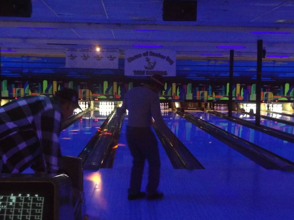 Premier Lanes | restaurant | 33151 23 Mile Rd, New Baltimore, MI 48047, USA | 5867252228 OR +1 586-725-2228