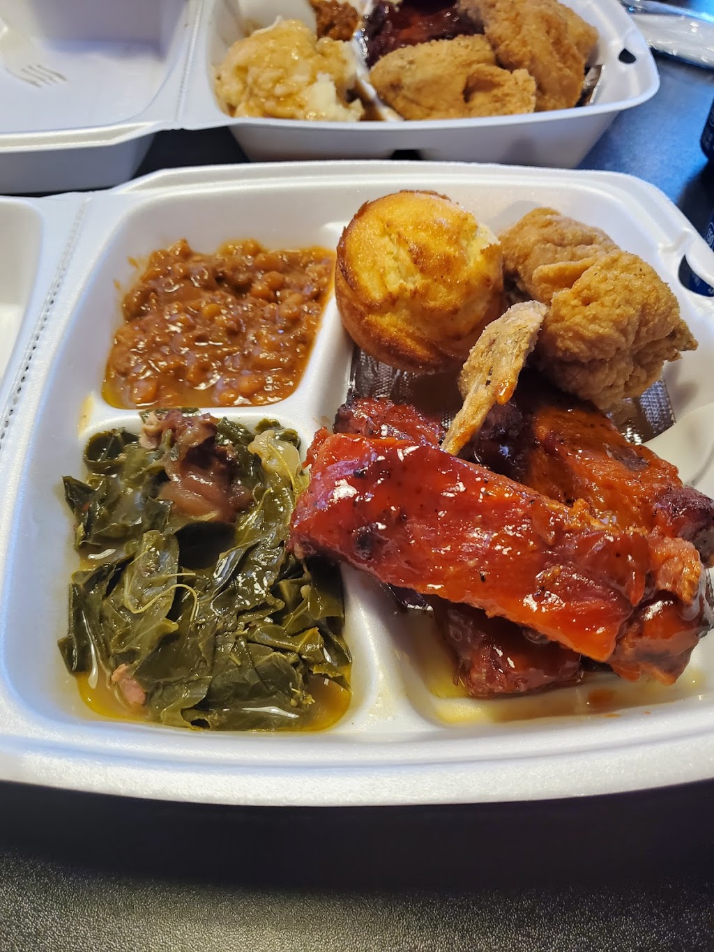 A Family Affair Soulfood Kitchen | restaurant | 417 S Main St, Fond du Lac, WI 54935, USA | 9209332054 OR +1 920-933-2054