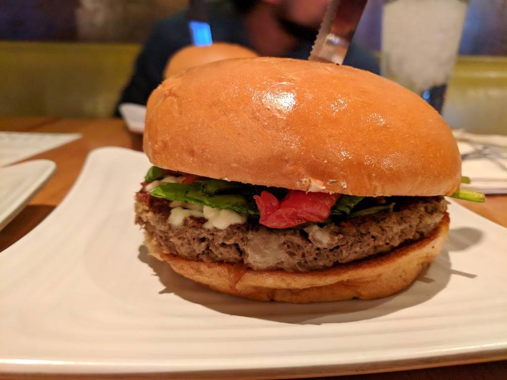 Liberty Burger | restaurant | 5181 Keller Springs Rd, Dallas, TX 75248, USA | 2149547223 OR +1 214-954-7223