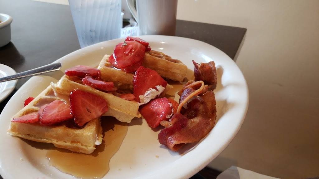 Mary Lous Cafe | restaurant | 4405 McCullough Ave, San Antonio, TX 78212, USA | 2103967909 OR +1 210-396-7909