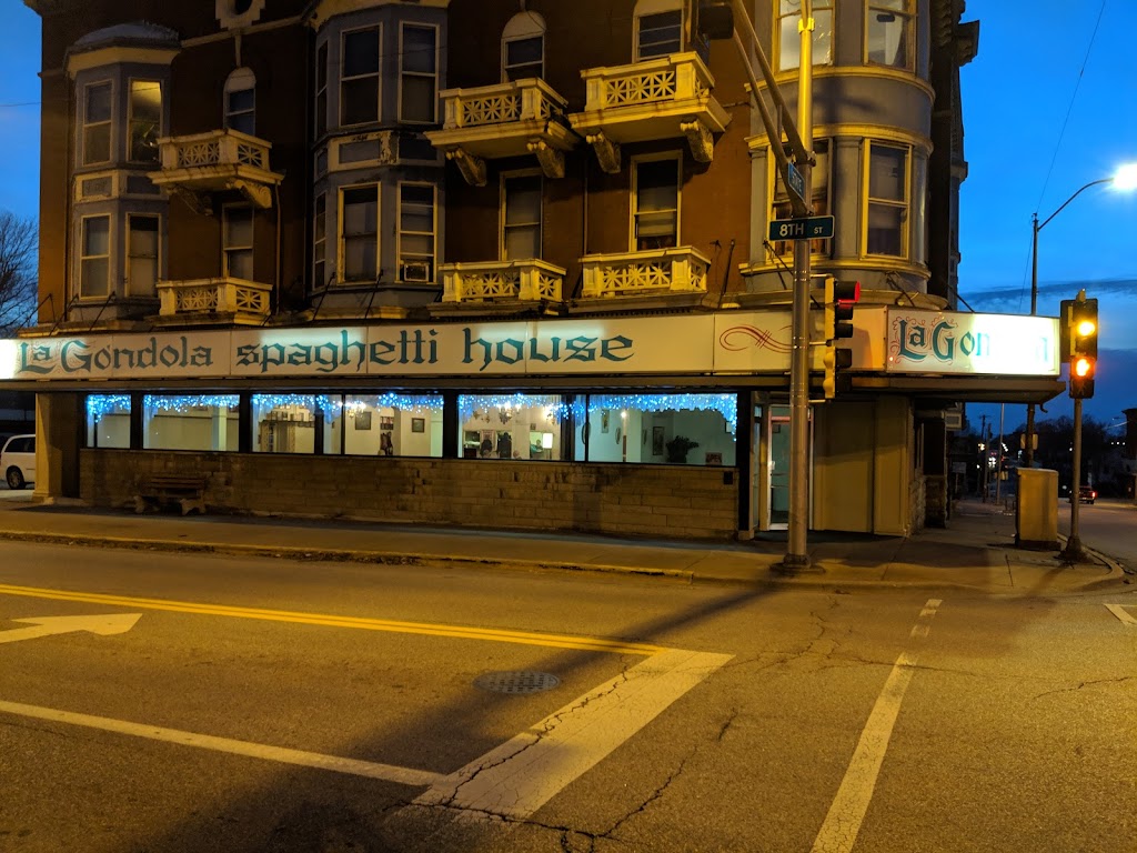 LaGondola Spaghetti House | restaurant | 500 S 8th St, Quincy, IL 62301, USA | 2172230303 OR +1 217-223-0303