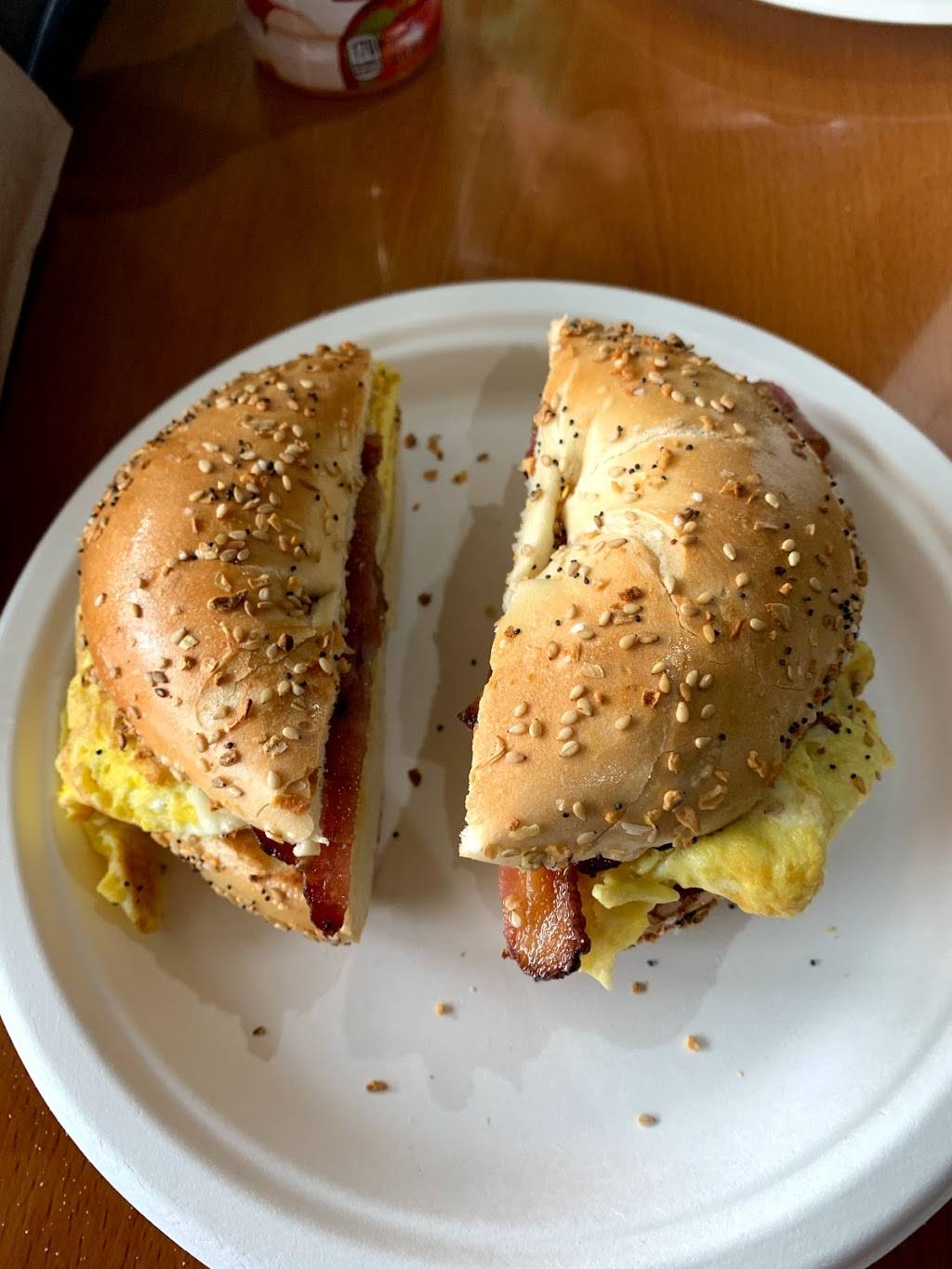 Hamilton Bagel & Grill | bakery | 2130 NJ-33, Hamilton Township, NJ 08690, USA | 6098382500 OR +1 609-838-2500