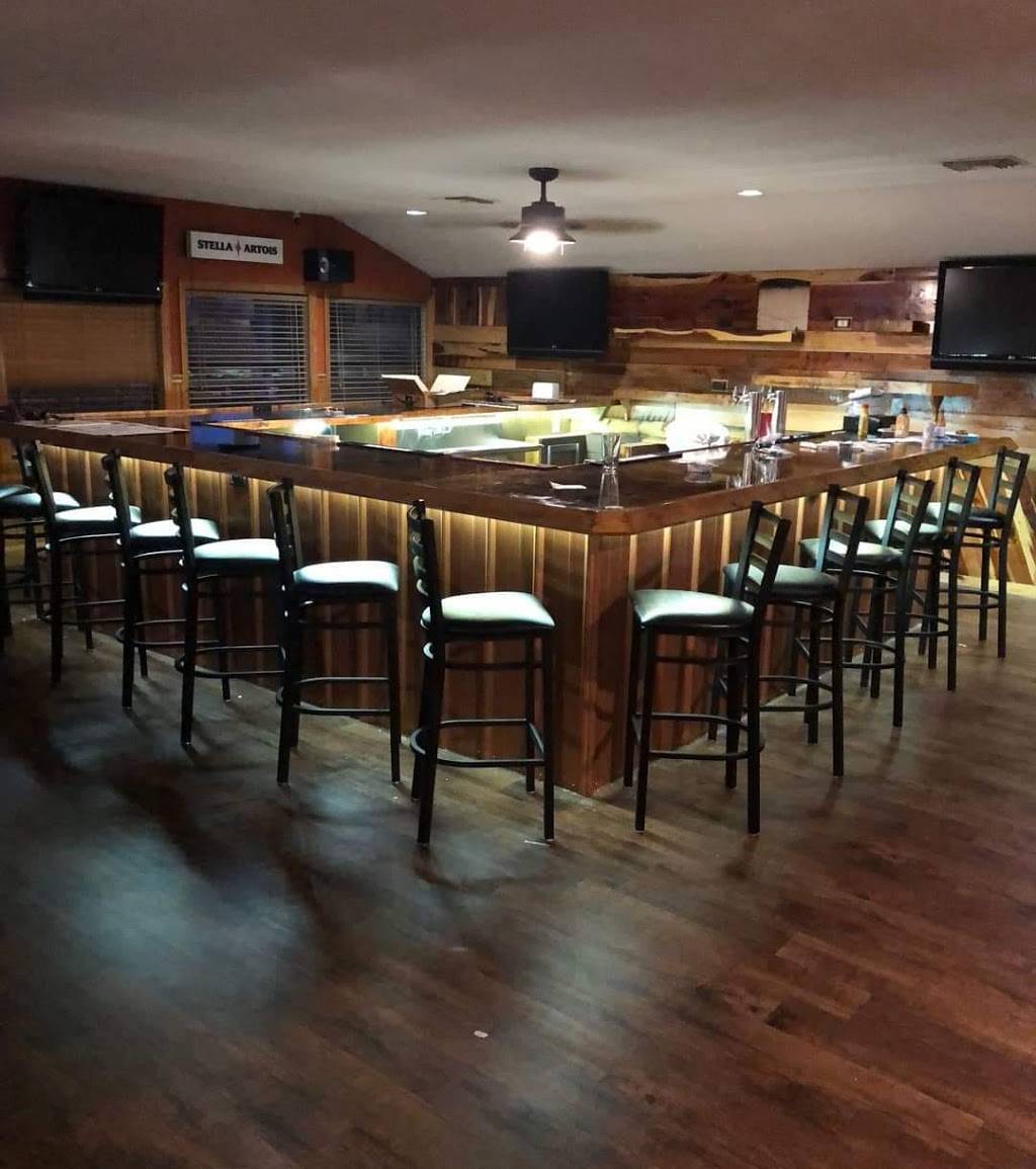 Simmer Down Lakeside Grill | restaurant | 315 N Lake Ave, Lake Butler, FL 32054, USA | 3864960844 OR +1 386-496-0844