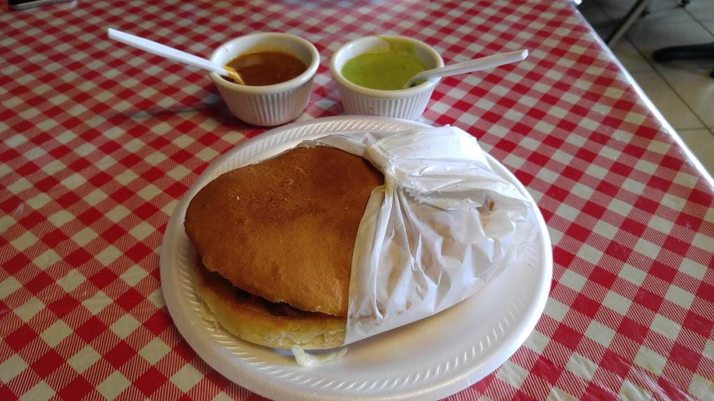 Juquila Tacos | restaurant | 1400 S Summit St, Arkansas City, KS 67005, USA | 6205068250 OR +1 620-506-8250