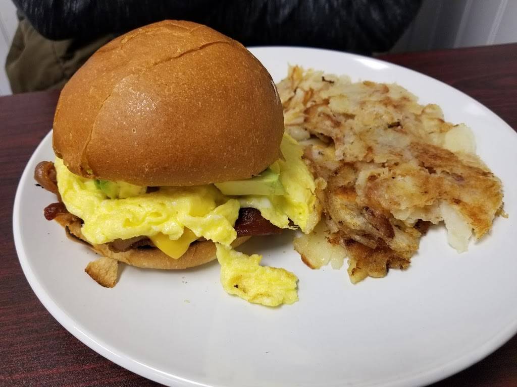 Havertown Grille | restaurant | 2409 W Darby Rd, Havertown, PA 19083, USA | 6104492500 OR +1 610-449-2500