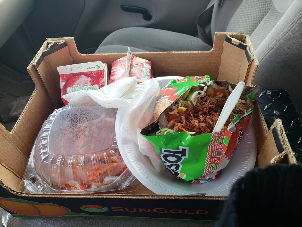 Raspados y Neveria - Mi Trailita | restaurant | 309 E Main St, Avondale, AZ 85323, USA | 6232138053 OR +1 623-213-8053