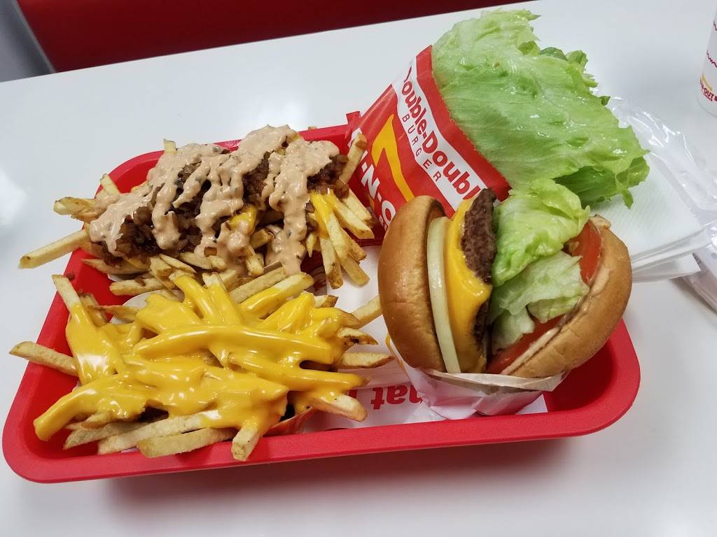 In-N-Out Burger | restaurant | 2900 Del Paso Rd, Sacramento, CA 95834, USA | 8007861000 OR +1 800-786-1000