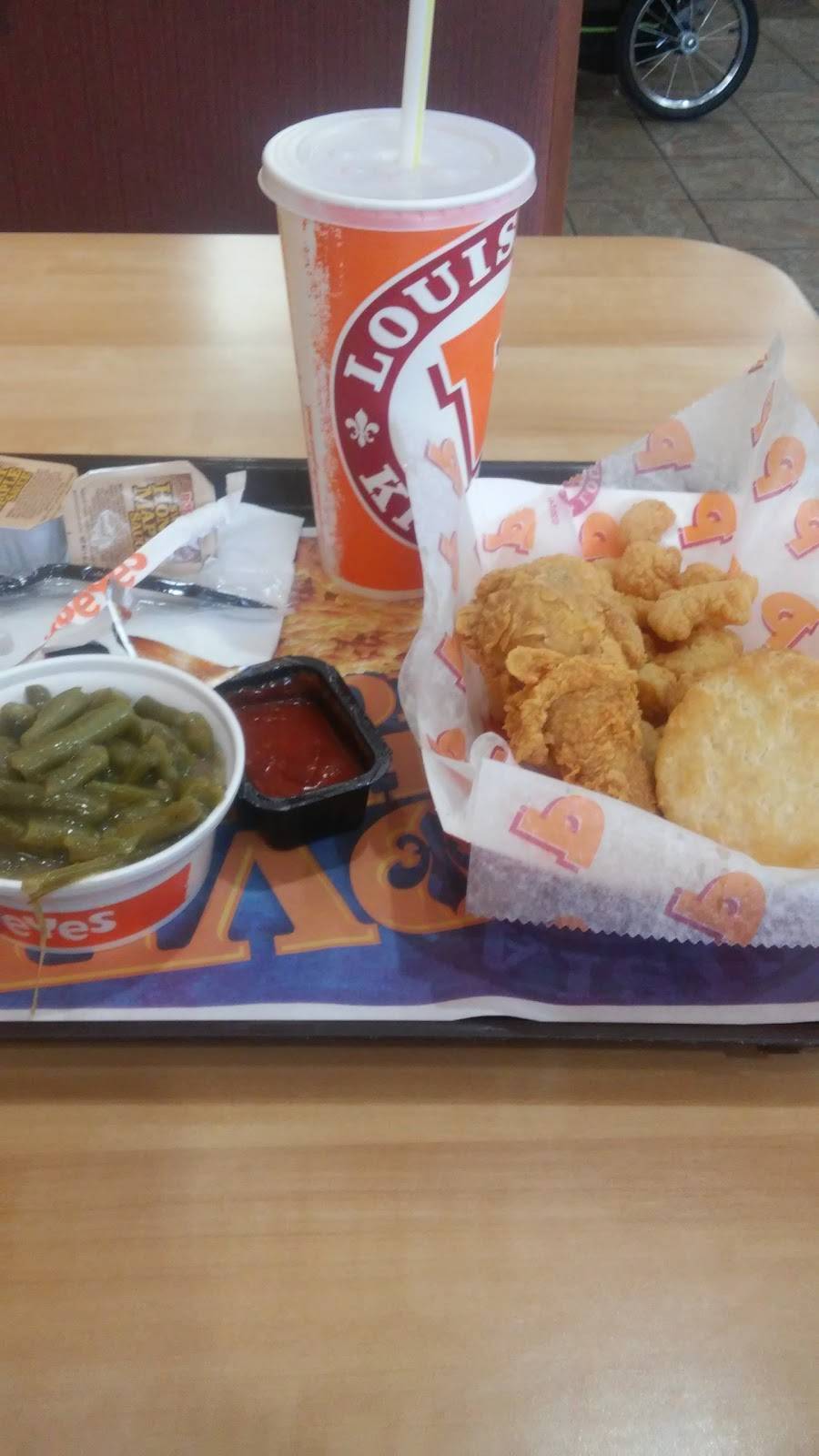 Popeyes Louisiana Kitchen | restaurant | 237 Market St, Paterson, NJ 07505, USA | 9732471918 OR +1 973-247-1918