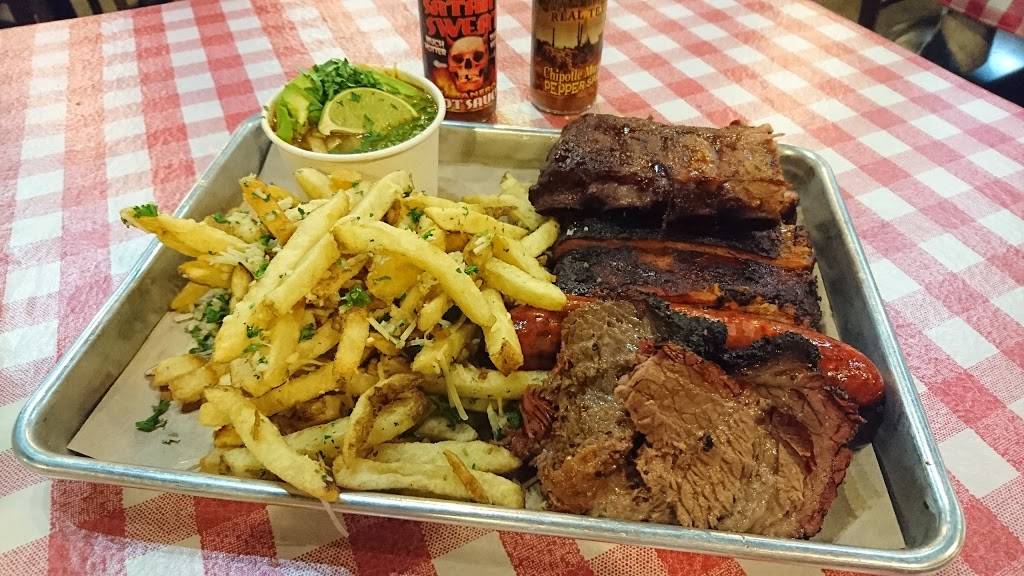 Armadillo Willys Barbecue | restaurant | 161 E El Camino Real, Sunnyvale, CA 94087, USA | 4082455300 OR +1 408-245-5300