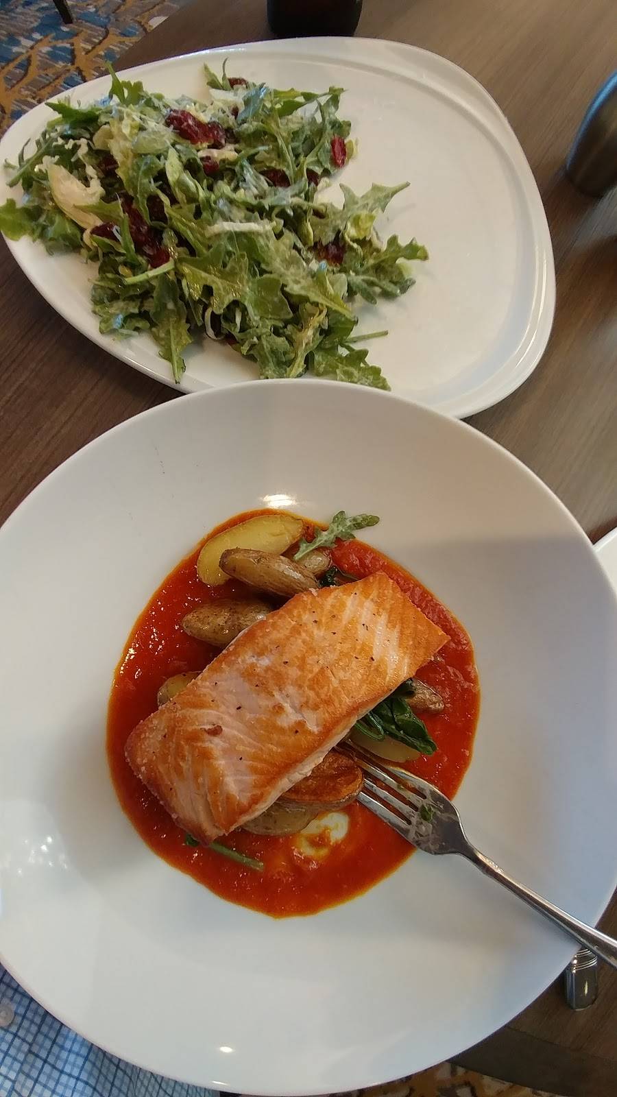 Copper Fox | restaurant | 6520 S Cicero Ave, Chicago, IL 60638, USA | 3122011900 OR +1 312-201-1900