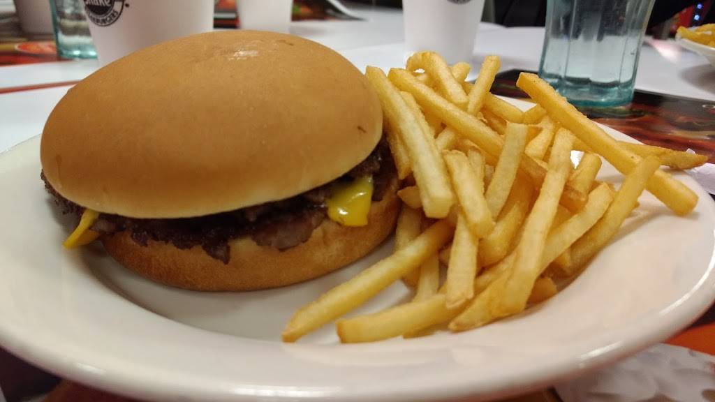 Steak n Shake | restaurant | 4105 E 96th St, Indianapolis, IN 46240, USA | 3178441355 OR +1 317-844-1355