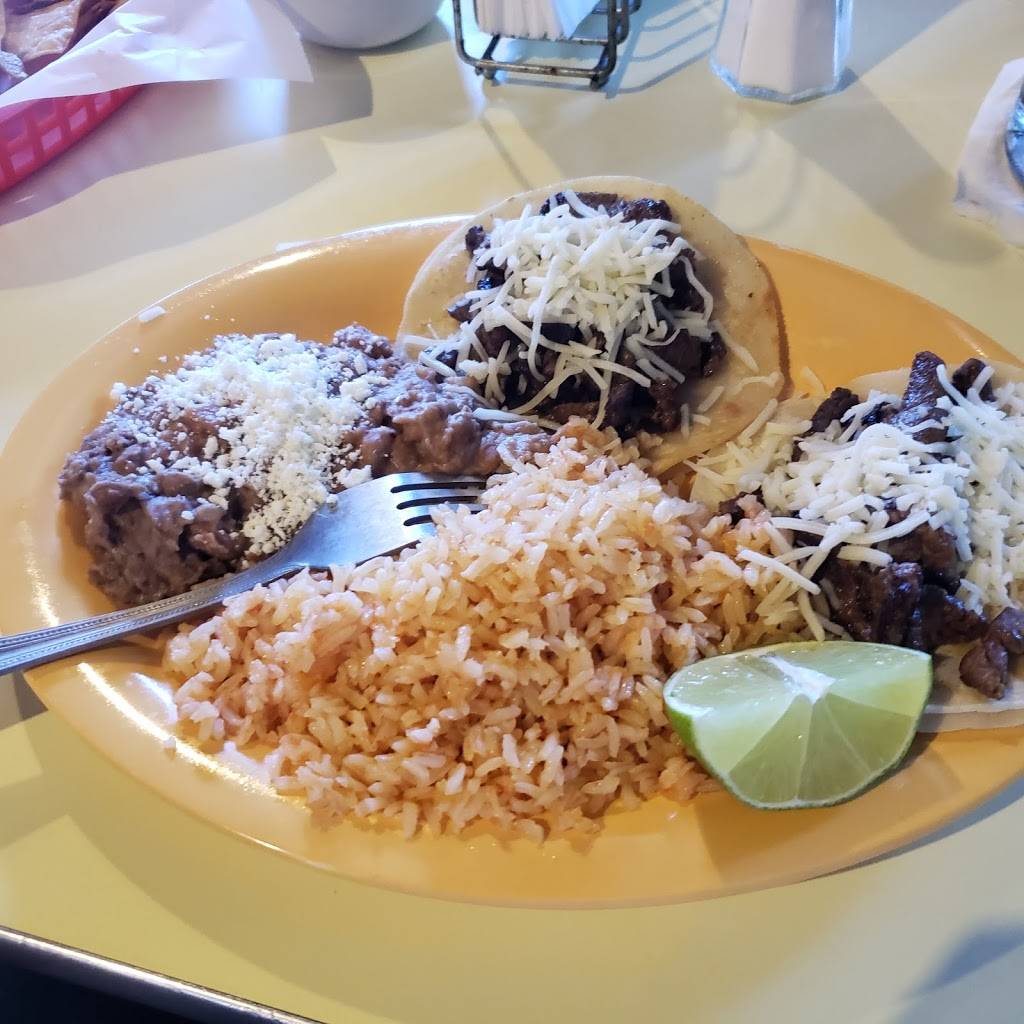 El Cerrito | restaurant | 3110 McKee Rd, San Jose, CA 95127, USA | 4087457748 OR +1 408-745-7748