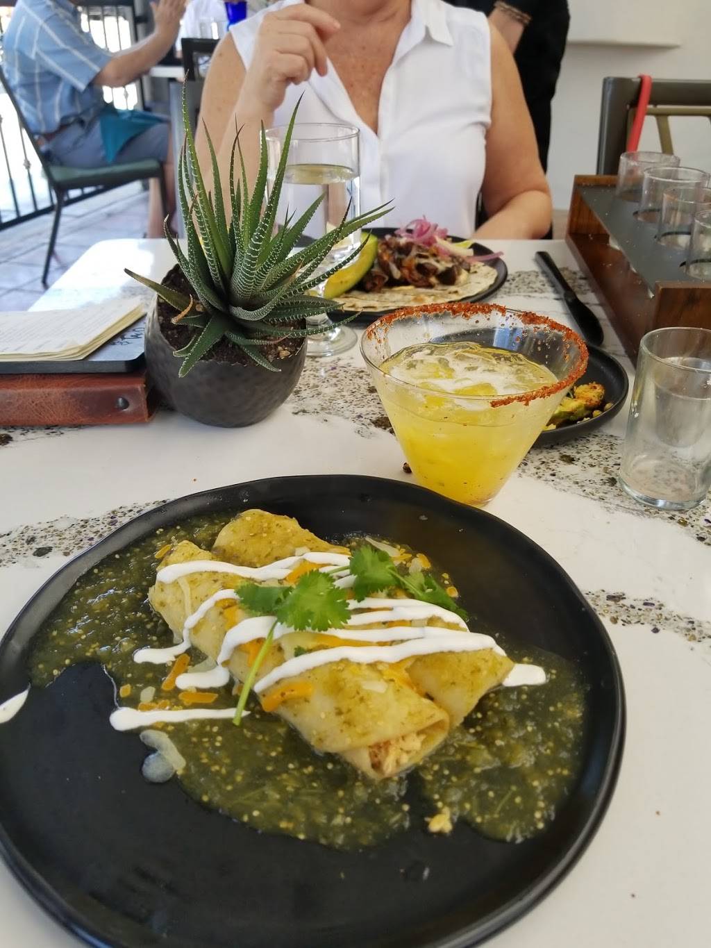 Tac/Quila | restaurant | 415 N Palm Canyon Dr, Palm Springs, CA 92262, USA | 7604174471 OR +1 760-417-4471