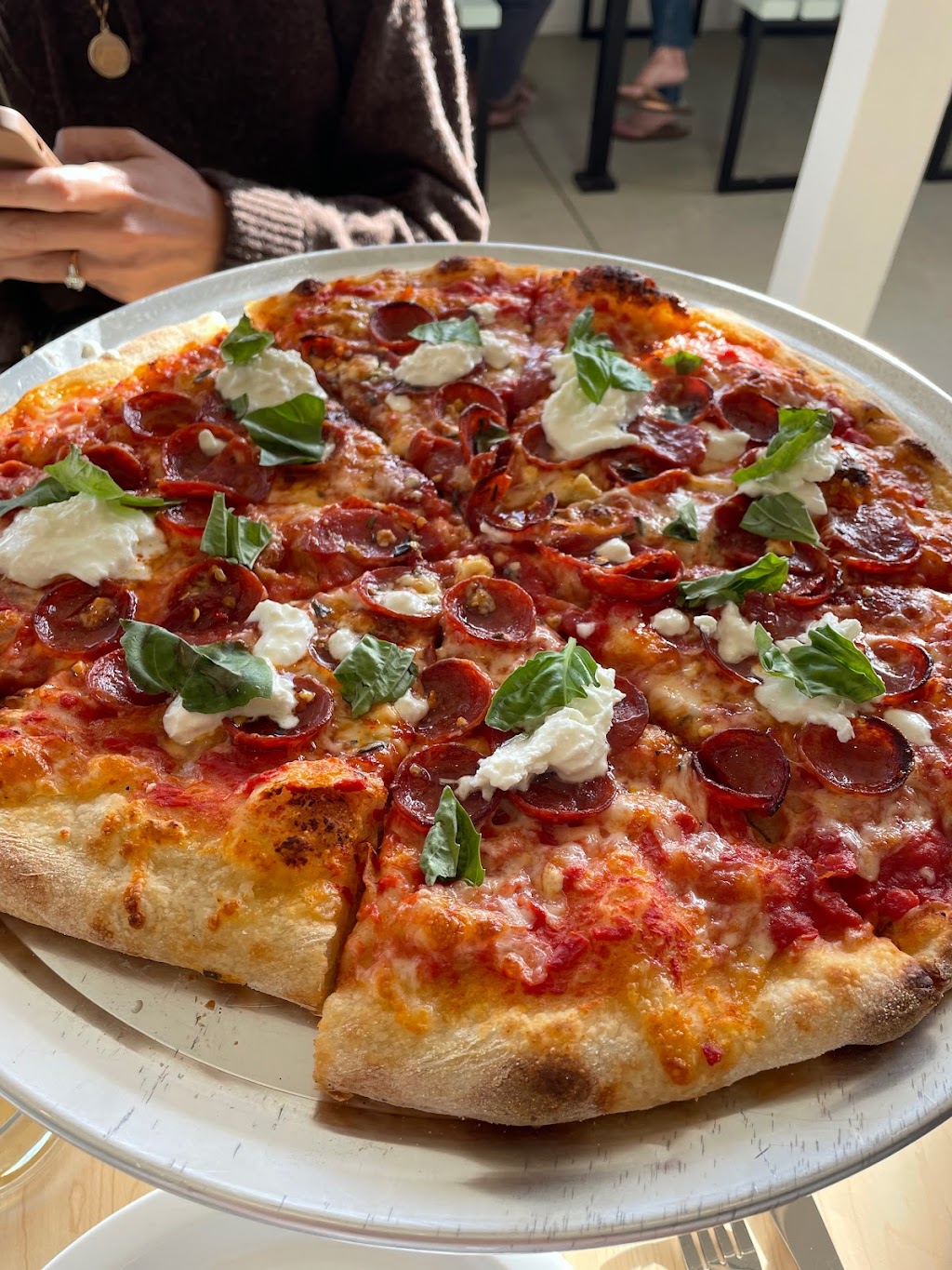 Corner Pizza Oceanside | restaurant | 1940 S Freeman St, Oceanside, CA 92054, USA | 7602319002 OR +1 760-231-9002