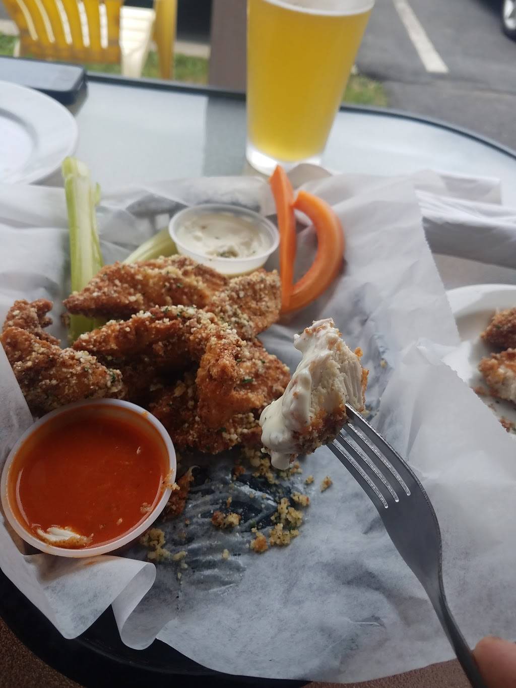 The Dublin | restaurant | 42 E High St, East Hampton, CT 06424, USA | 8603655238 OR +1 860-365-5238