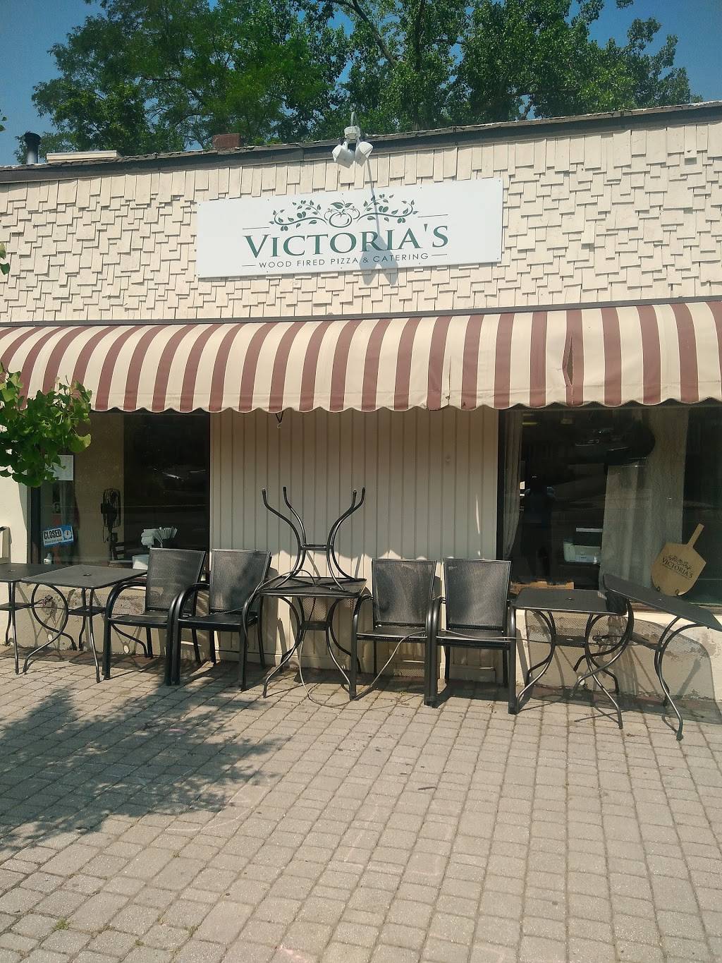 Victorias Wood Fired Pizza & Catering | meal takeaway | 12 P T Barnum Square, Bethel, CT 06801, USA | 2039173851 OR +1 203-917-3851