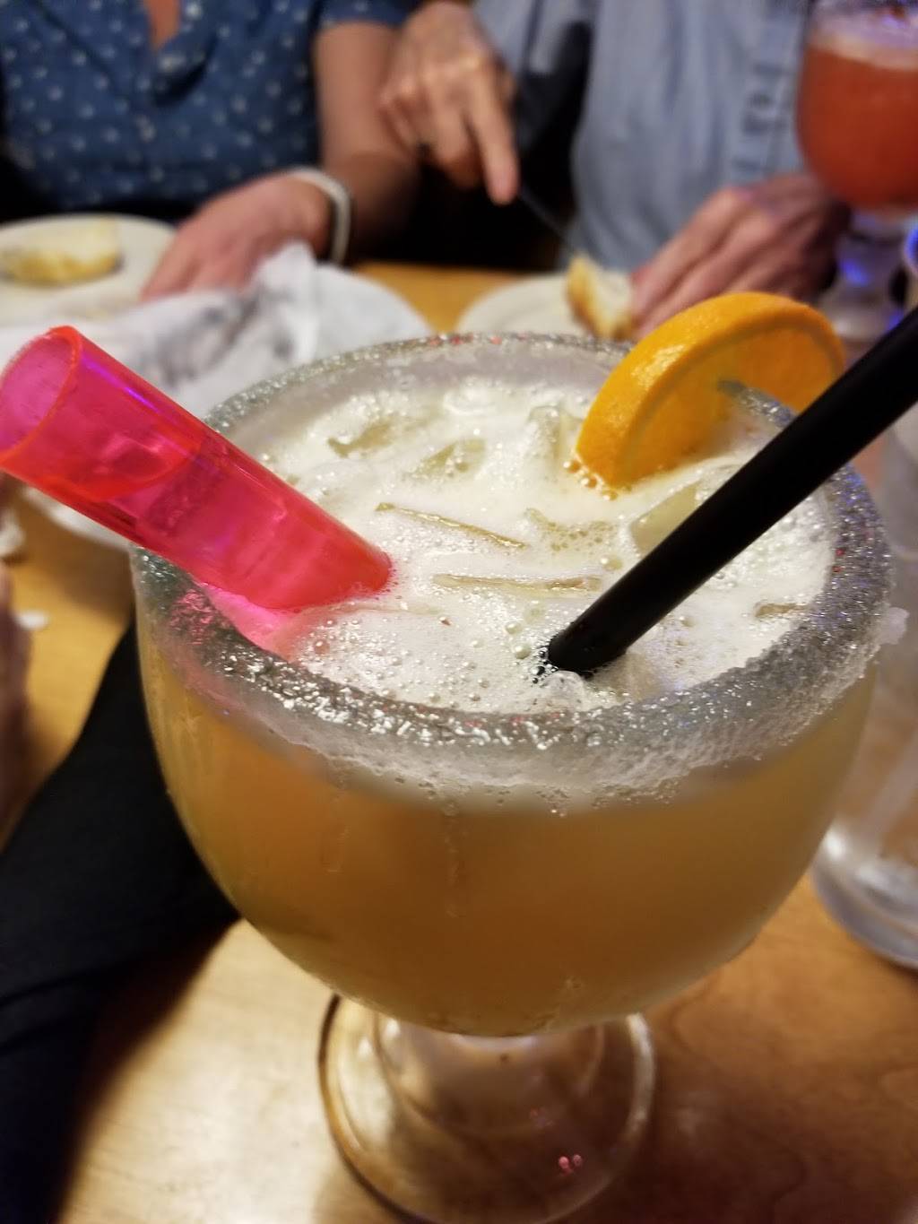 Texas Roadhouse | restaurant | 1565 N Susquehanna Trail, Selinsgrove, PA 17870, USA | 5708841134 OR +1 570-884-1134