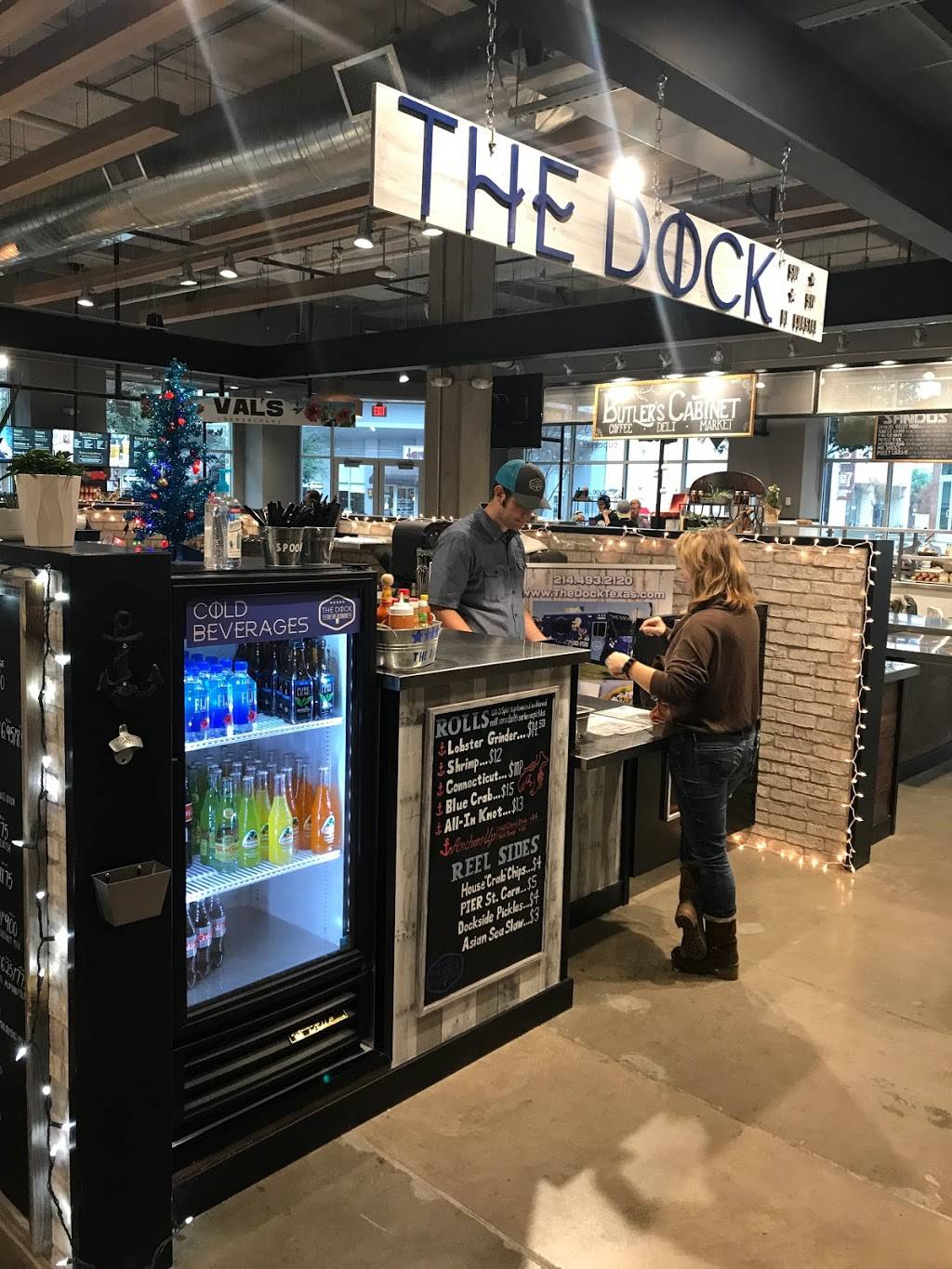 The Dock | restaurant | 3000 Crockett St Suite 110, Fort Worth, TX 76107, USA | 2144932120 OR +1 214-493-2120