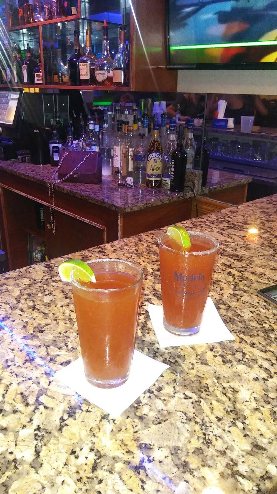 Guanachapis Bar N Grill | restaurant | 154 River St, Waltham, MA 02453, USA | 7818913535 OR +1 781-891-3535