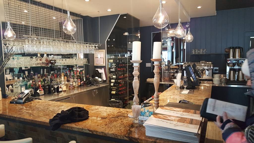 Le Vieux Four Manago | restaurant | 252 Rue Principale, Saint-Sauveur, QC J0R 1R0, Canada | 4502276060 OR +1 450-227-6060