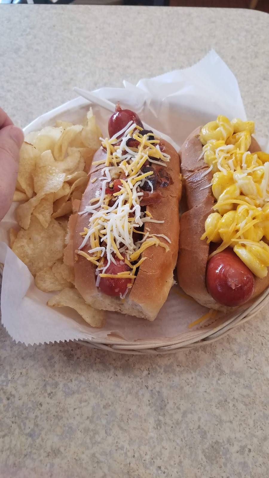 Sandwich Works | restaurant | 1822, 827 Beacon St, Newton Centre, MA 02459, USA | 6173408873 OR +1 617-340-8873