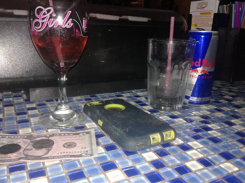 Blue Gill Bar & Grill | restaurant | 4998 Lindora Dr, Columbus, OH 43232, USA | 6145770899 OR +1 614-577-0899