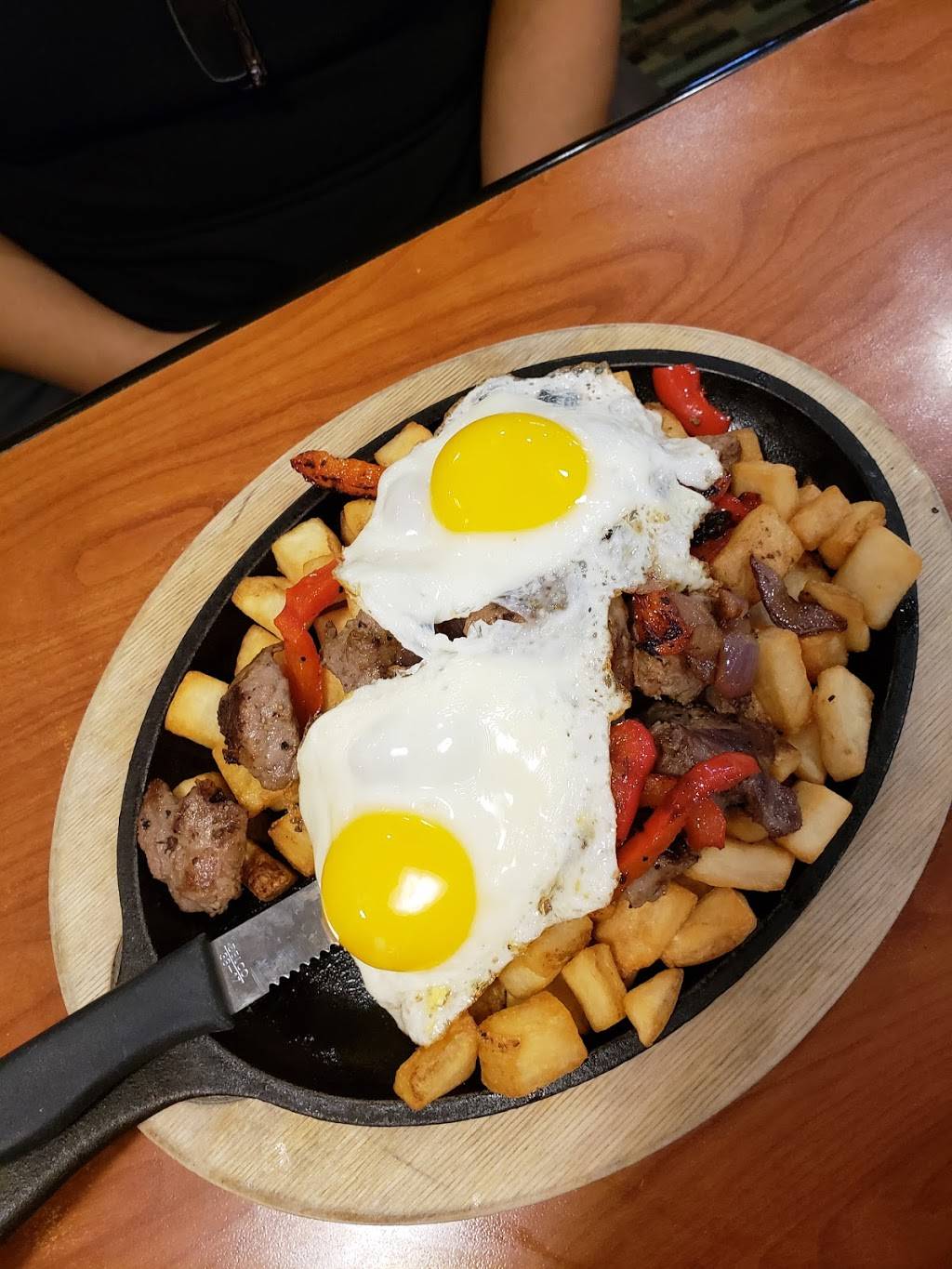 Perkins Restaurant & Bakery | restaurant | 2945 Empire Ln N, Plymouth, MN 55447, USA | 7635590270 OR +1 763-559-0270