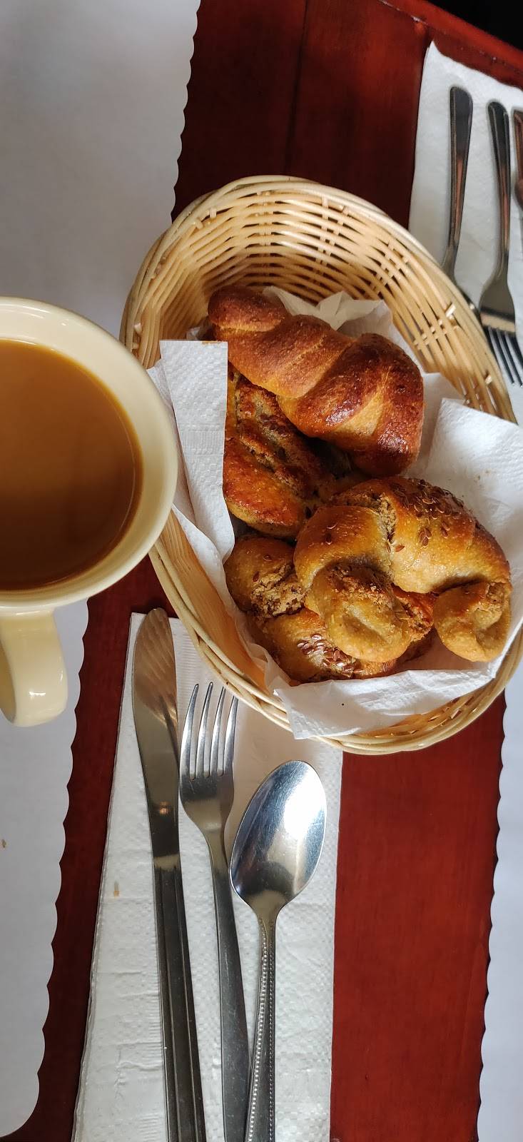 Restaurante Michoacan | restaurant | 22800, Av. Ruiz 1205, Zona Centro, 22800 Ensenada, B.C., Mexico | 016462063450 OR +52 646 206 3450