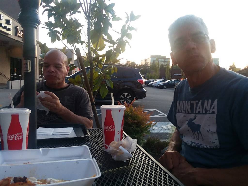 Tasty Thai | restaurant | 3700 Factoria Blvd SE, Bellevue, WA 98006, USA | 4256411900 OR +1 425-641-1900