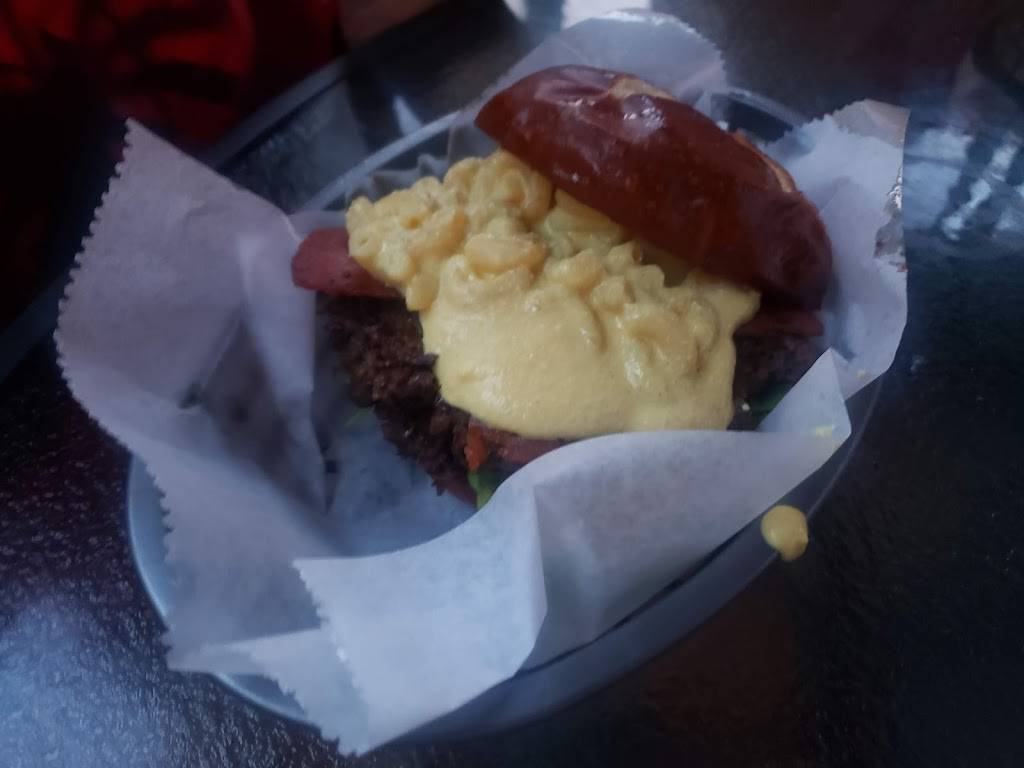 Evolve Modern Vegan Kitchen | restaurant | 318 Seabreeze Blvd, Daytona Beach, FL 32118, USA | 3863668415 OR +1 386-366-8415