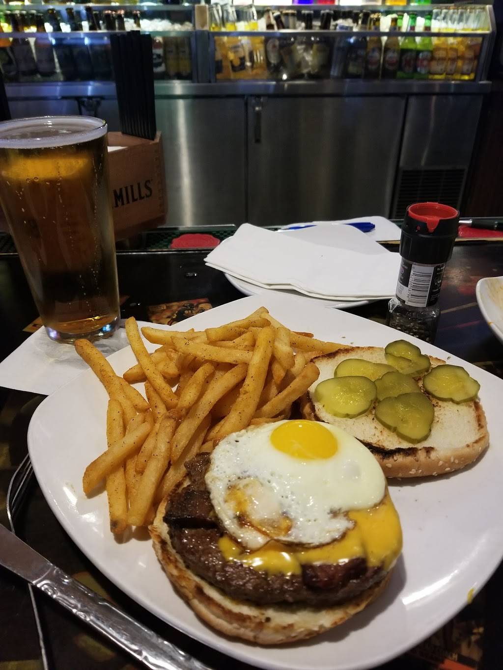 Library Sports Pub & Grill | restaurant | 6363 Haggerty Rd, West Bloomfield Township, MI 48322, USA | 2488960333 OR +1 248-896-0333