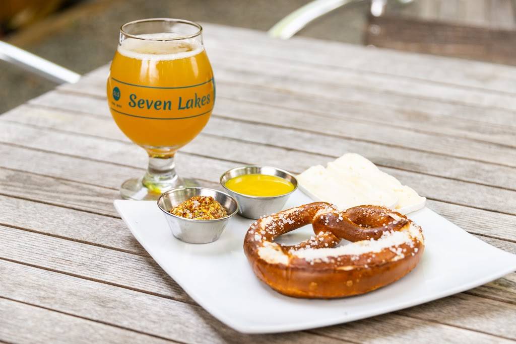 Seven Lakes Station | restaurant | 80 Orange Turnpike, Sloatsburg, NY 10974, USA | 8457125586 OR +1 845-712-5586