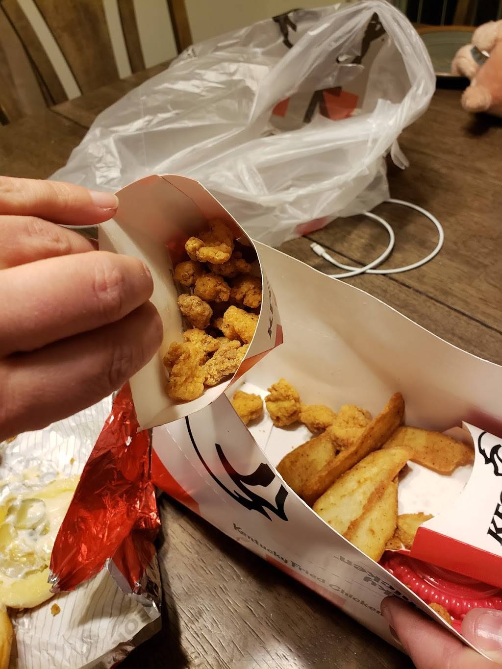 KFC | restaurant | 1682 Annapolis Rd, Odenton, MD 21113, USA | 4105517845 OR +1 410-551-7845