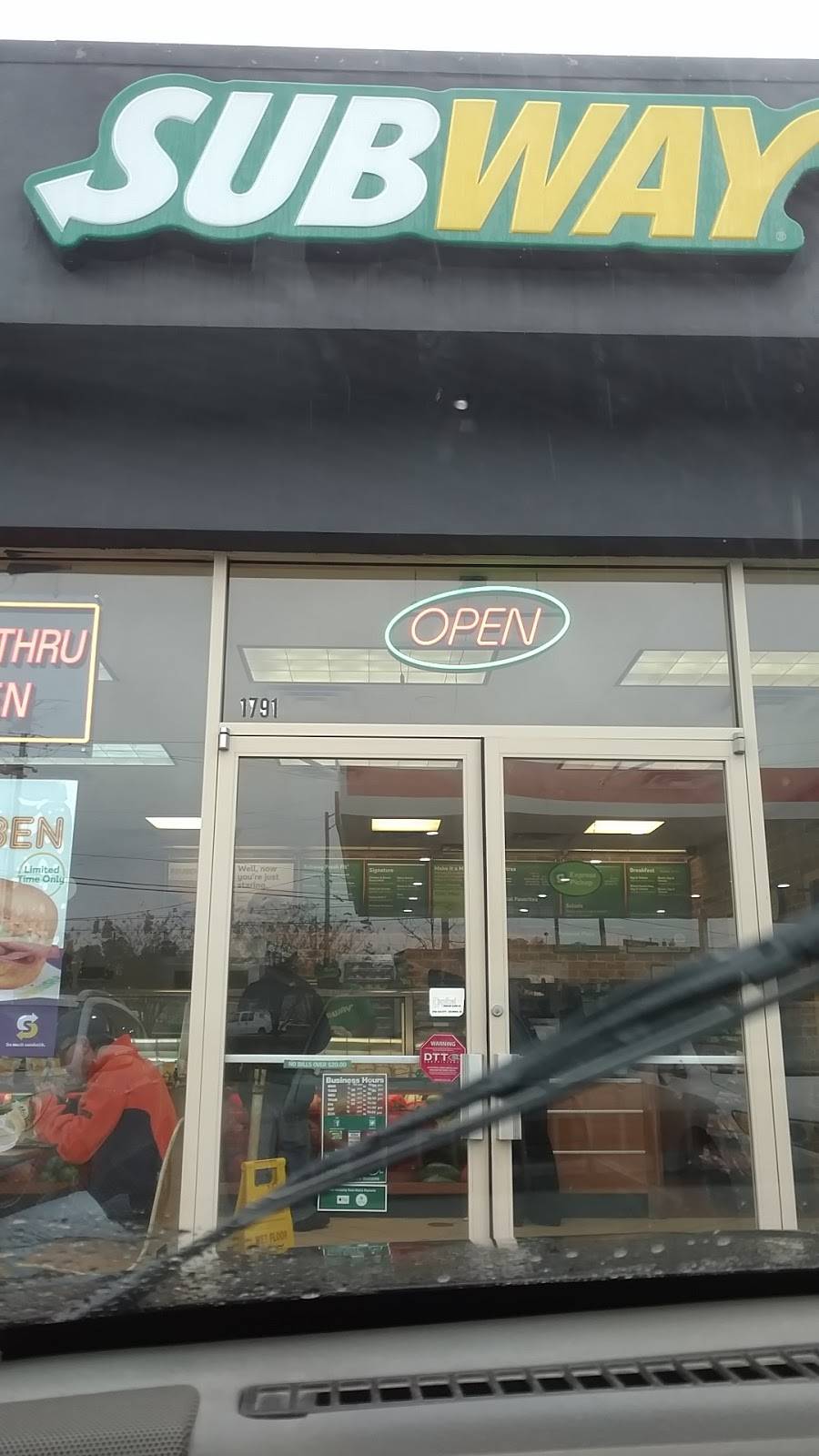 Subway Restaurants | restaurant | 1791 Shug Jordan Pkwy, Auburn, AL 36830, USA | 3348261716 OR +1 334-826-1716