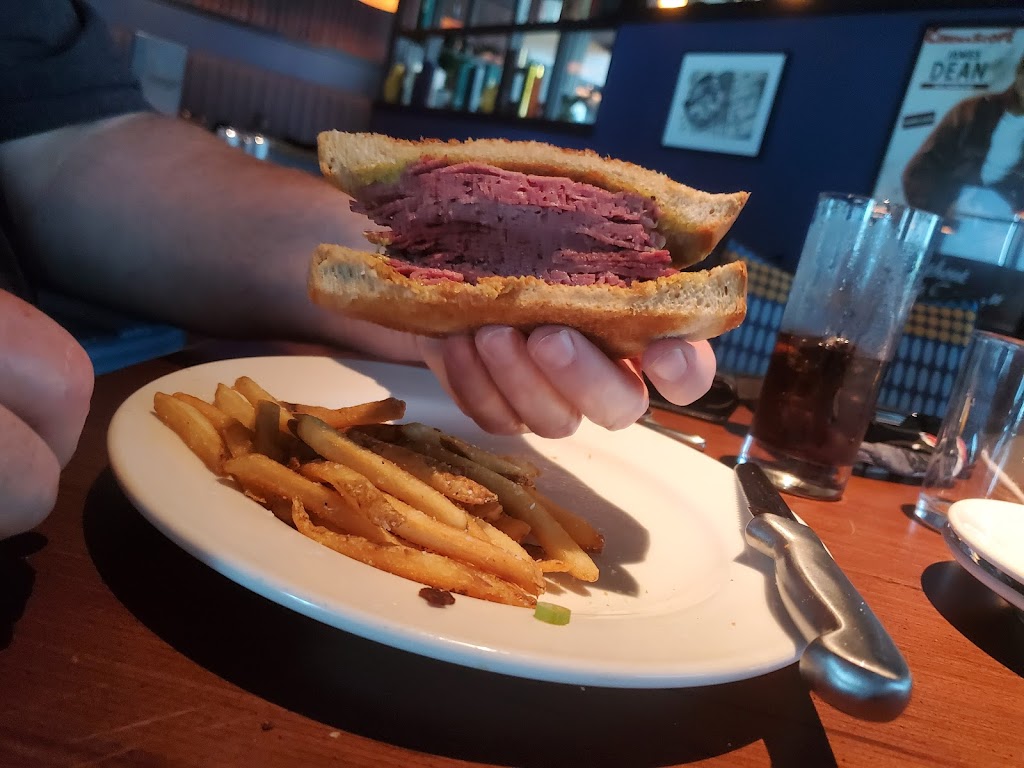 Backlot Pizza + Kitchen | restaurant | 6200 South 205th Plaza, Elkhorn, NE 68022, USA | 4022274726 OR +1 402-227-4726