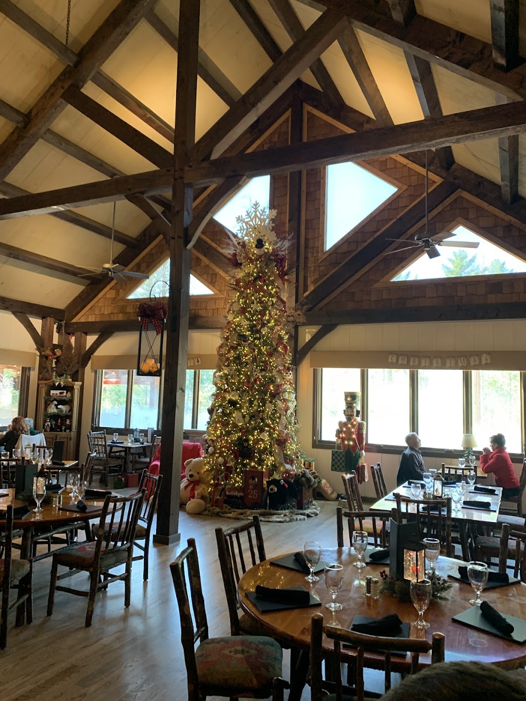 The Hidden Valley Tavern | restaurant | 3638 US-64, Sapphire, NC 28774, USA | 8288663144 OR +1 828-866-3144