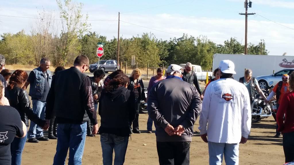 Browns Bar & Grill, Inc. | restaurant | 5020 19 1/2 Ave, Riverdale, CA 93656, USA | 5599231222 OR +1 559-923-1222