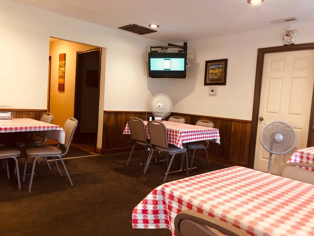 P Cs Pizza | restaurant | 40 Rolling Hills Dr, Reedsville, WV 26547, USA | 3048643636 OR +1 304-864-3636