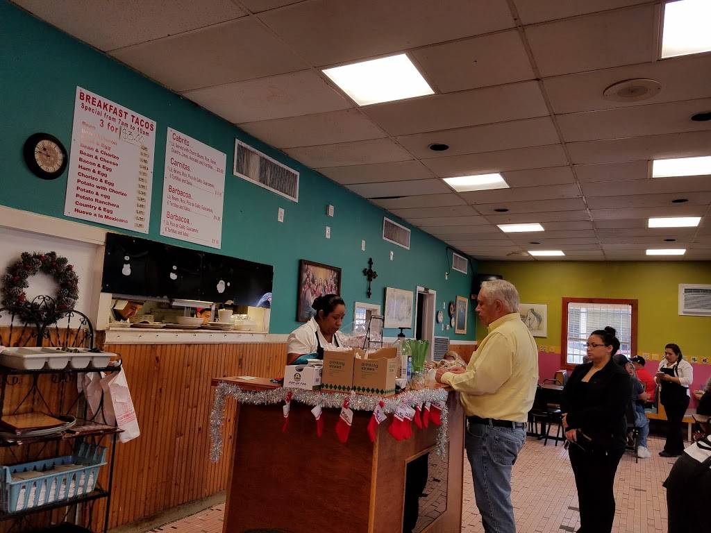 Mi Celayence Mexican Restaurant | restaurant | 2903 Fredericksburg Rd, San Antonio, TX 78201, USA | 2107321122 OR +1 210-732-1122