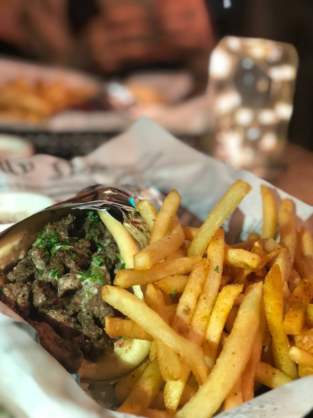 MG Laguna | cafe | 320 N Coast Hwy, Laguna Beach, CA 92651, USA | 9494940137 OR +1 949-494-0137