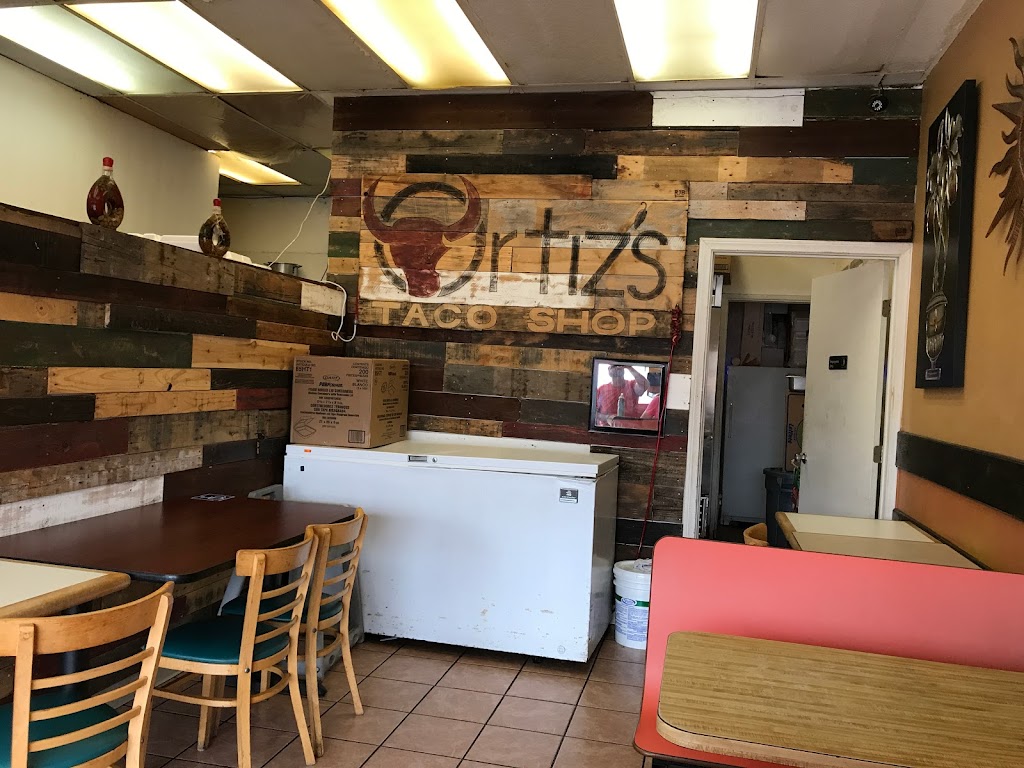 Arelis Taco Shop Pacific Beach | restaurant | 1313 Garnet Ave, San Diego, CA 92109, USA | 8582748931 OR +1 858-274-8931