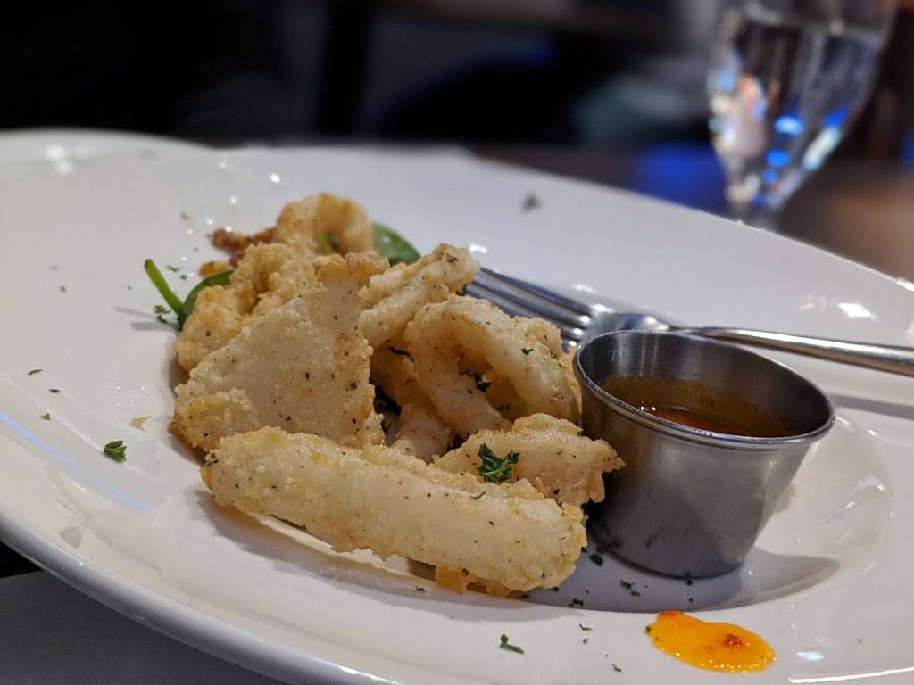 Restaurant Casa Vinho | restaurant | 3750 Rue Masson, Montréal, QC H1X 1S6, Canada | 5147218885 OR +1 514-721-8885