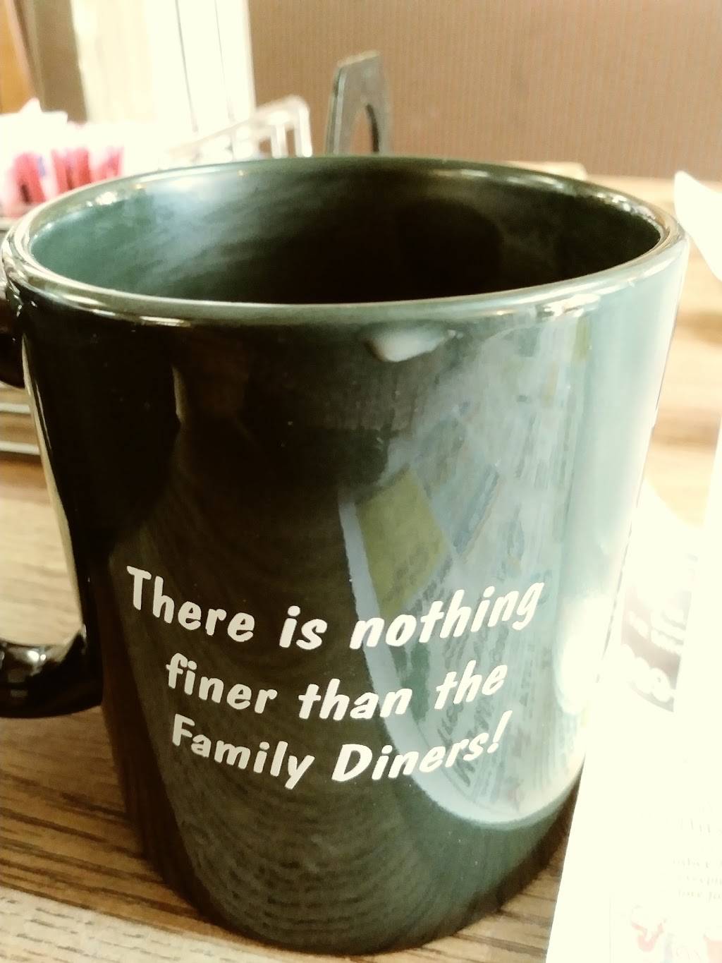 Family Diner | restaurant | 711 N Silverleaf St, Gladwin, MI 48624, USA | 9894268141 OR +1 989-426-8141